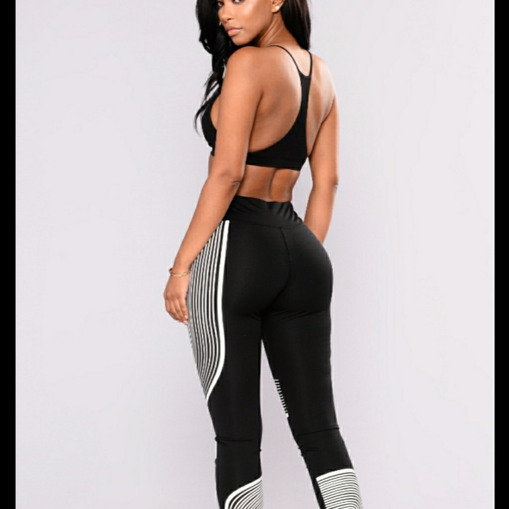Fashionnova leggings